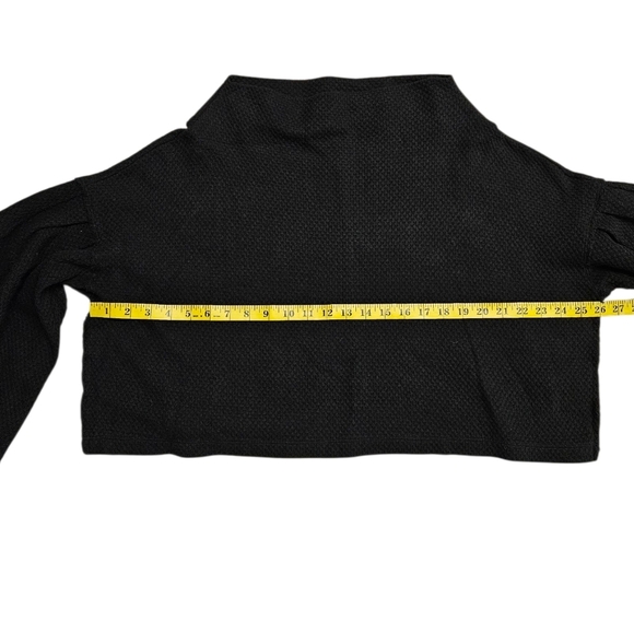 Free People We The Free Bunny Cropped Mock Neck Top In Black Size Large - Picture 7 of 9